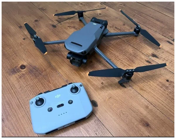 Квадрокоптер DJI Mavic 3 Fly More Combo - 8
