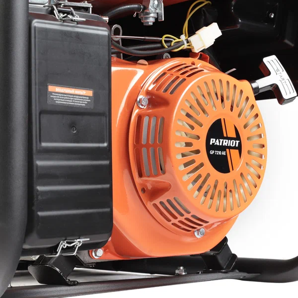 Бензиновый генератор Patriot GP 7210AE - 8