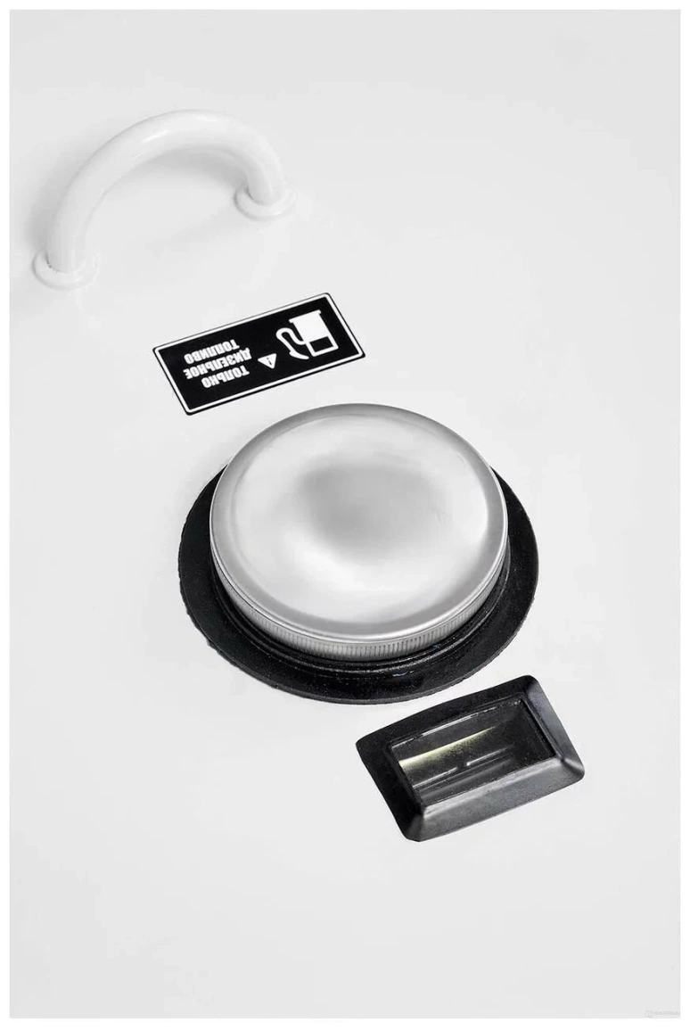 Дизельный генератор Hyundai DHY 8000SE-3 - 4