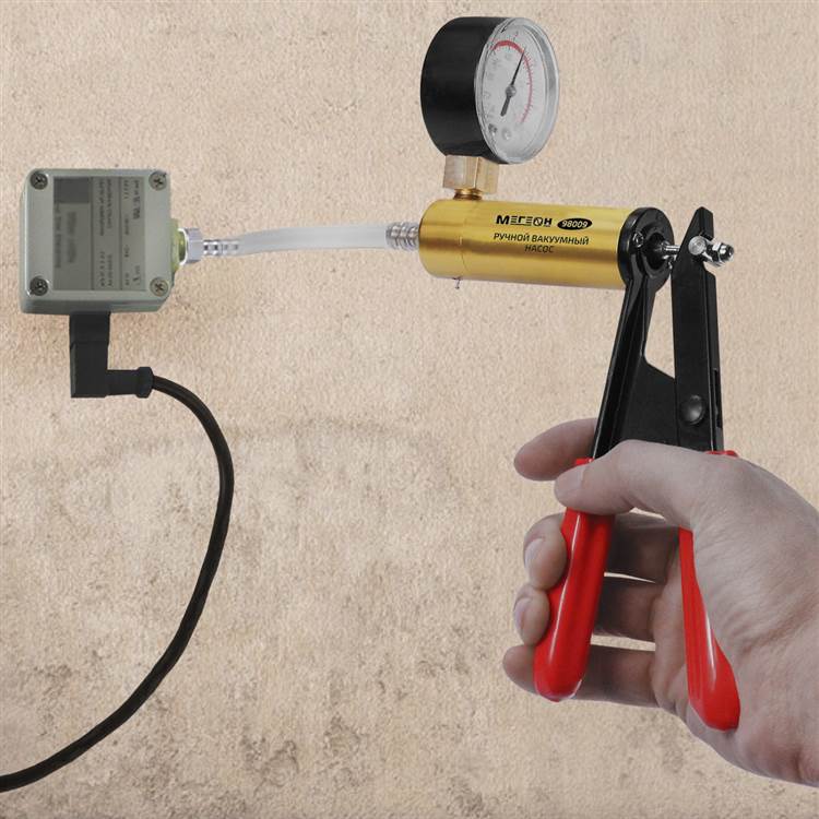 МЕГЕОН 98009 Вакуумный ручной насос - 10