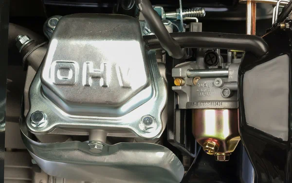 Бензиновый генератор HUTER DY4000L - 7