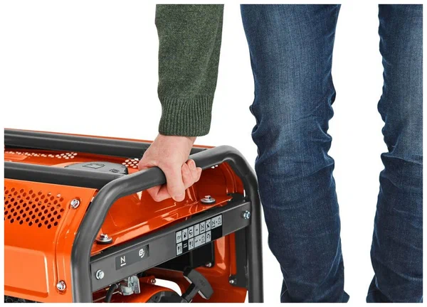 Бензиновый генератор Husqvarna G1300P - 7