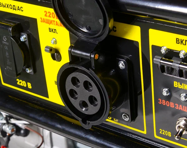 Бензиновый генератор HUTER DY6.5A - 8