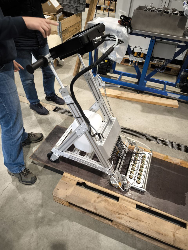 photo_2025-10-14_13-40-37.jpg photo_2025-10-14_13-40-37.jpg